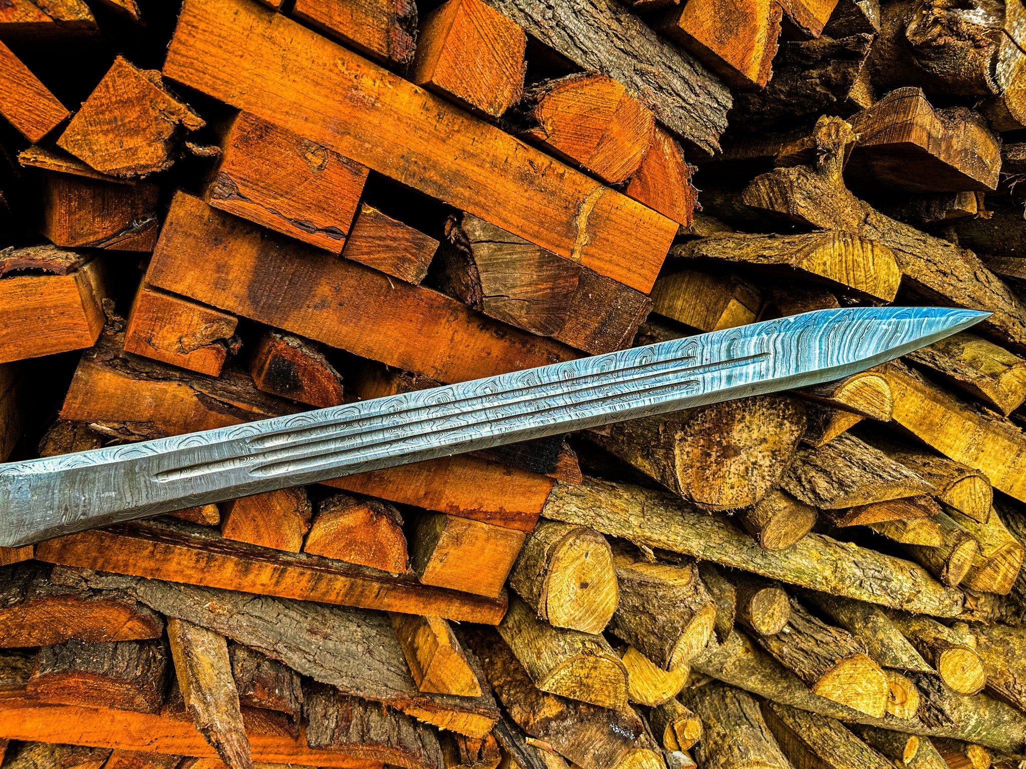 Damascus Steel Gladius Sword with Hand-Carved wood handle