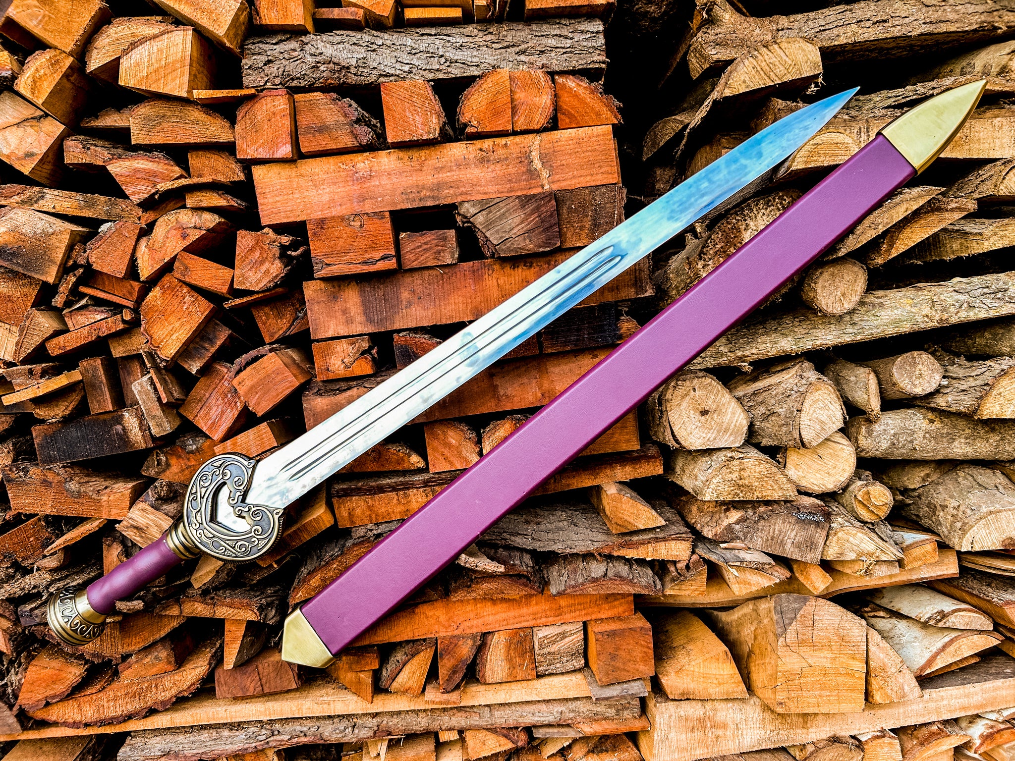 Lord of the Rings Herugrim Sword Replica Damascus Steel Sword with Purple Leather Grip