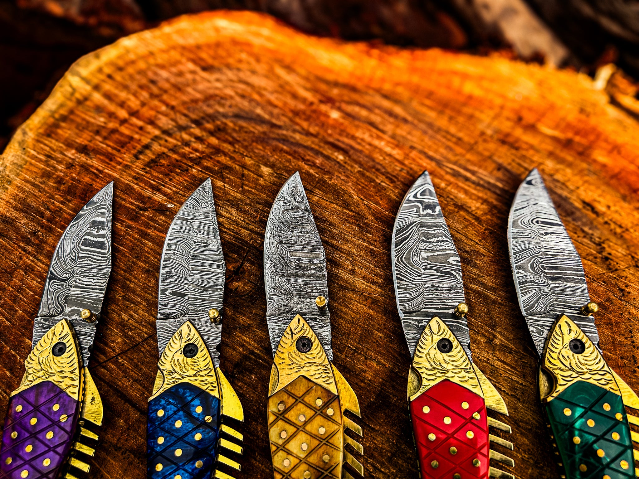 Handmade Fish Shaped Damascus Steel Folding Knife with Leather Sheath