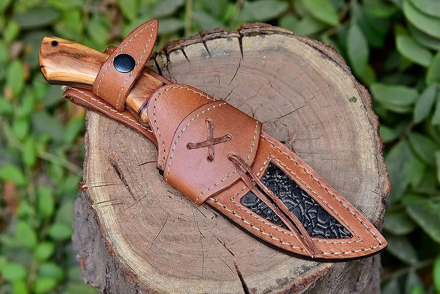 Damascus Hunting Knife with Smooth Finish Olive Wood Handle